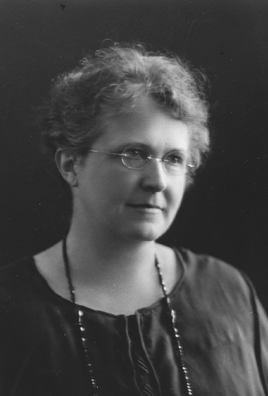 Mature Helen