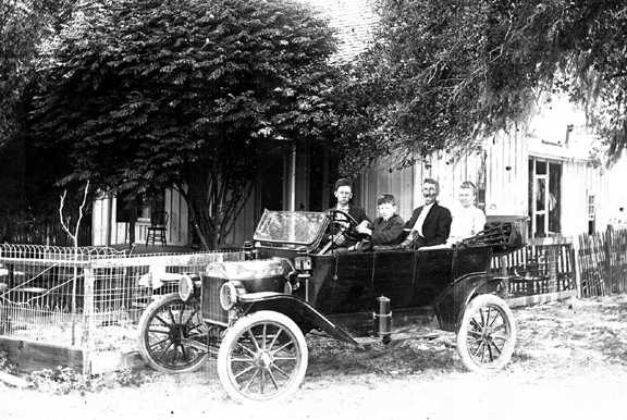 Monte Hammer and Ford