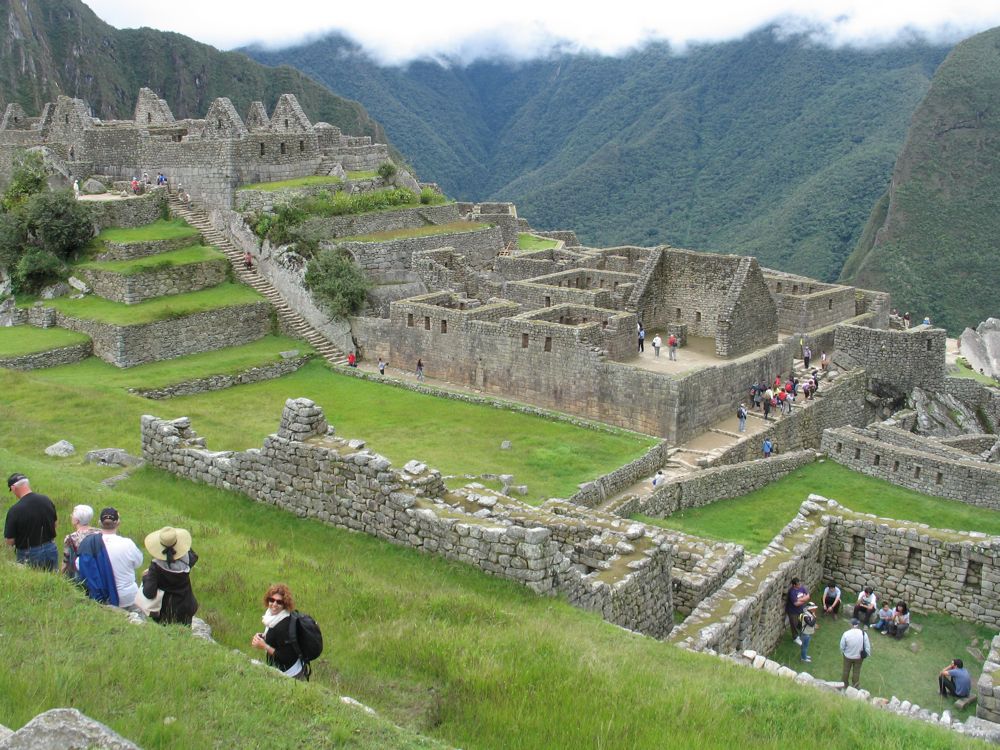 Multiple tour groups