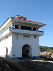 Pedro Miguel lock