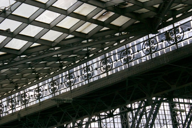 Cologne: Train station