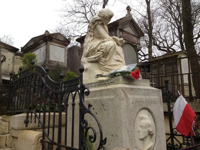 Paris: Père Lachaise Cemetery